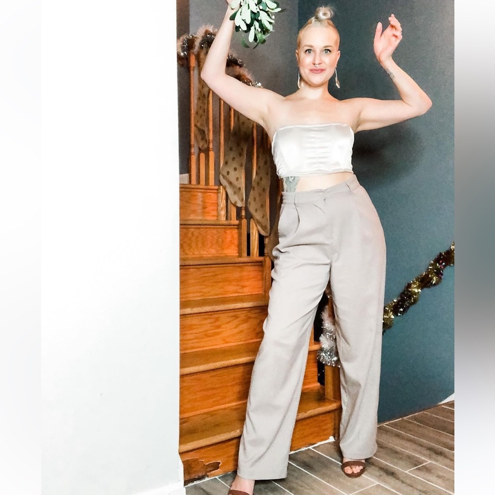 Garage Clothing Porter Pleated Pants in Moon Rock